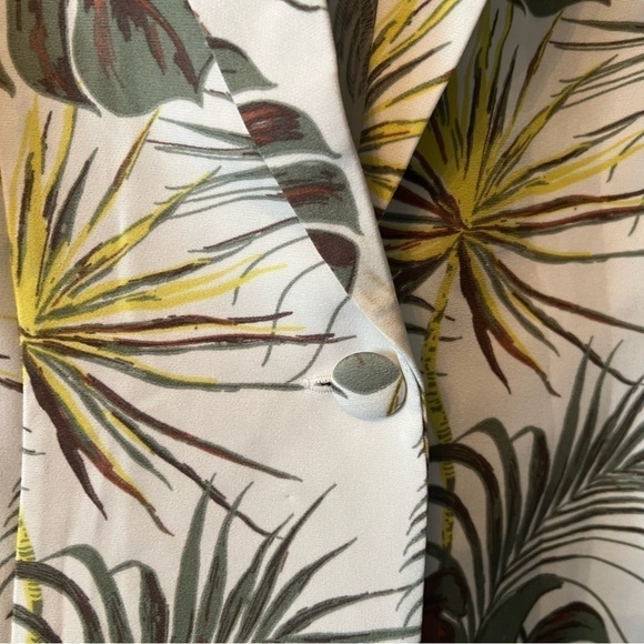 NWT love 83 Machine set preppy set  Size: L Color: white/ tropical print - Picture 5 of 12